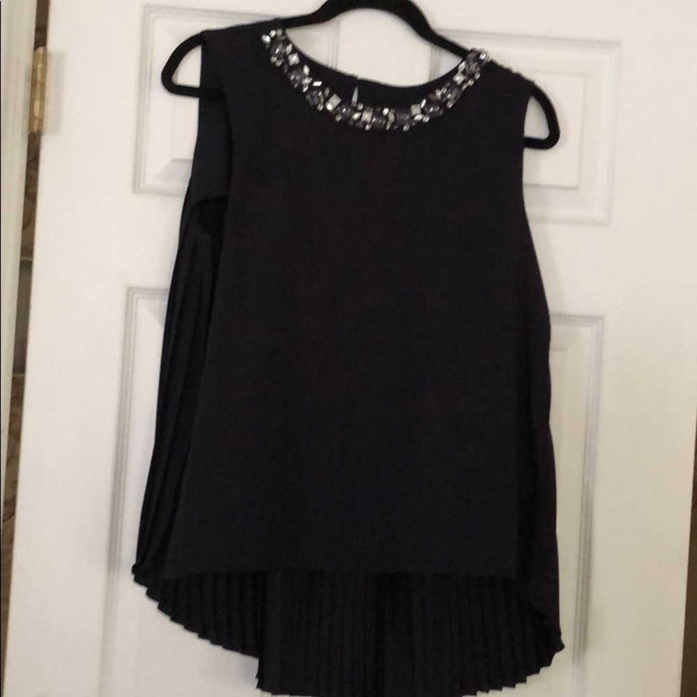 Ann Taylor Sleeveless blouse